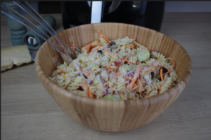 Salada de macarrão refrescante